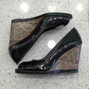 Donald J Pliner Peep Toe Wedge
